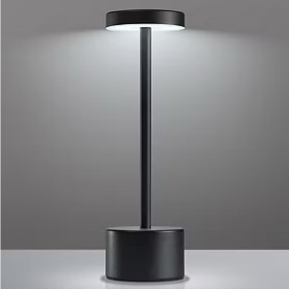 Merkury Innovations Other - MERKURY INNOVATIONS 10.5" Flat Top Outdoor Touch Metal Table Lamp in Black